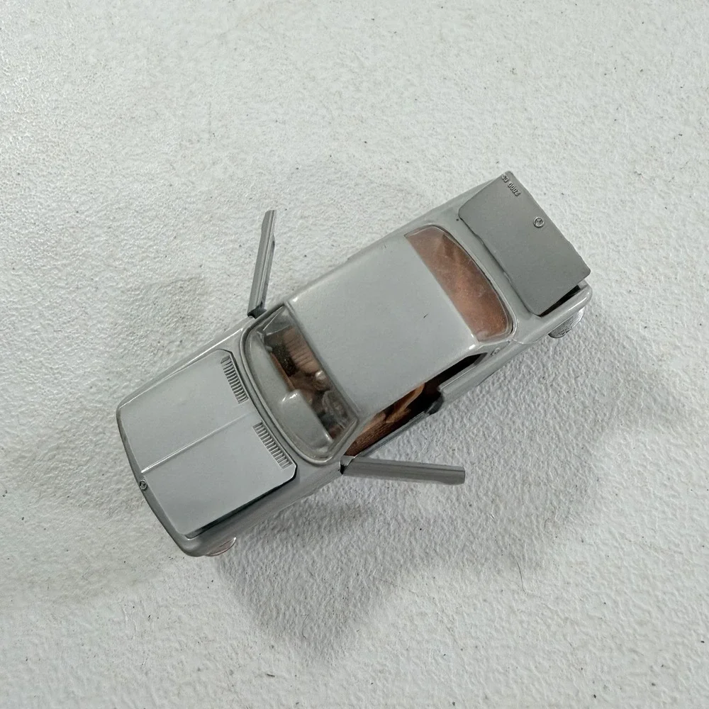 Mebetoys BMW 2000 Coupe Sport A-17 Silver 1/43‎ Scale Car Made In Italy